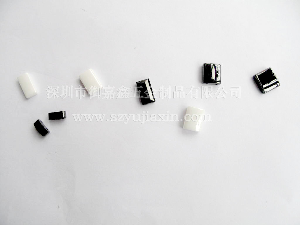 Ceramic powder injection molding CIM powder injection Ceramic powder injection molding Ceramic jewelry injection molding Ceramic mobile phone injection molding Ceramic jewelry accessories Ceramic mobile phone accessories Shenzhen Yujiaxin Hardware Products Co., Ltd.